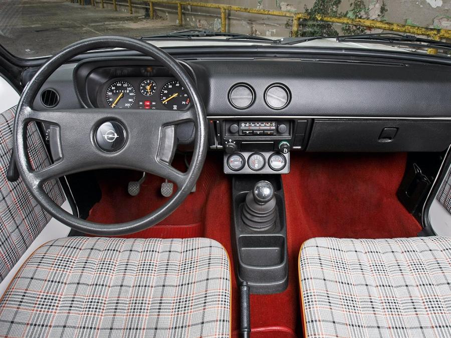 Торпедо Opel Kadett Aero (C) 1977 года  (фото 9 из 12)